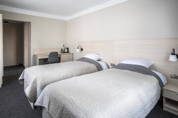 Фото номера Четырехместный номер Делюкс Отель Blis Apartamenty г. Люблинец 7